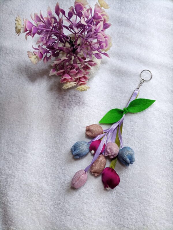 Tulip Keychain - Image 3