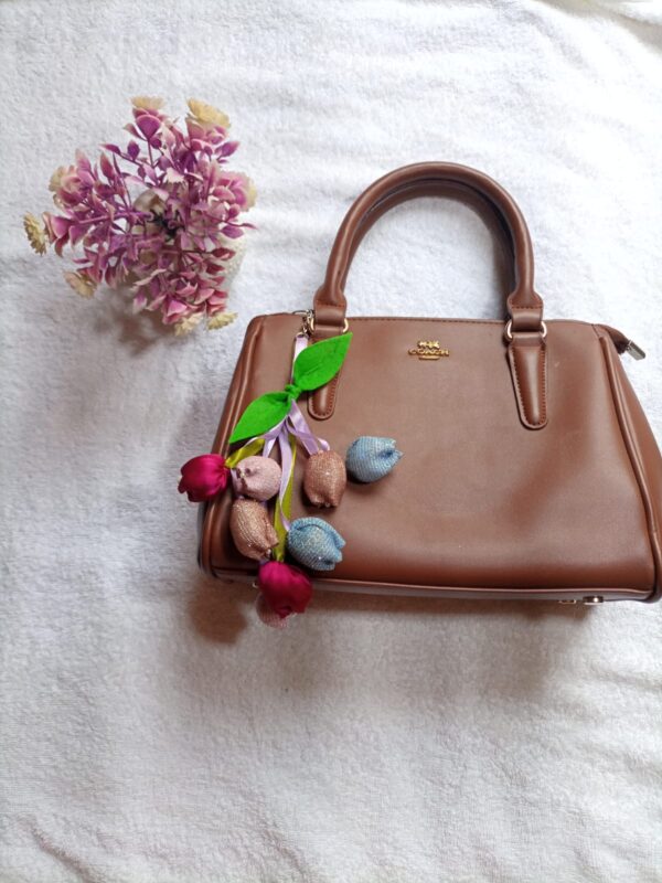 Tulip Keychain - Image 4