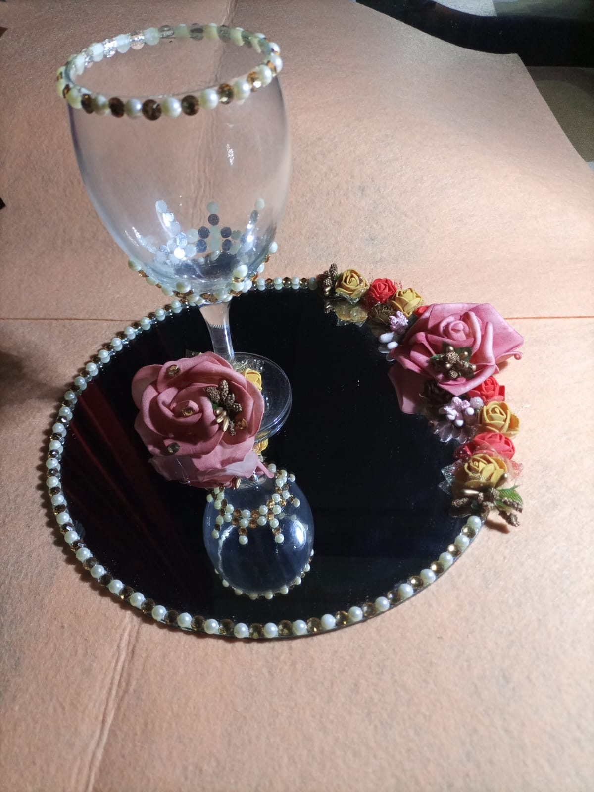 Dodh Pilai Glass & Mirror Tray – Handmade Floral Design (Pink & Gold)