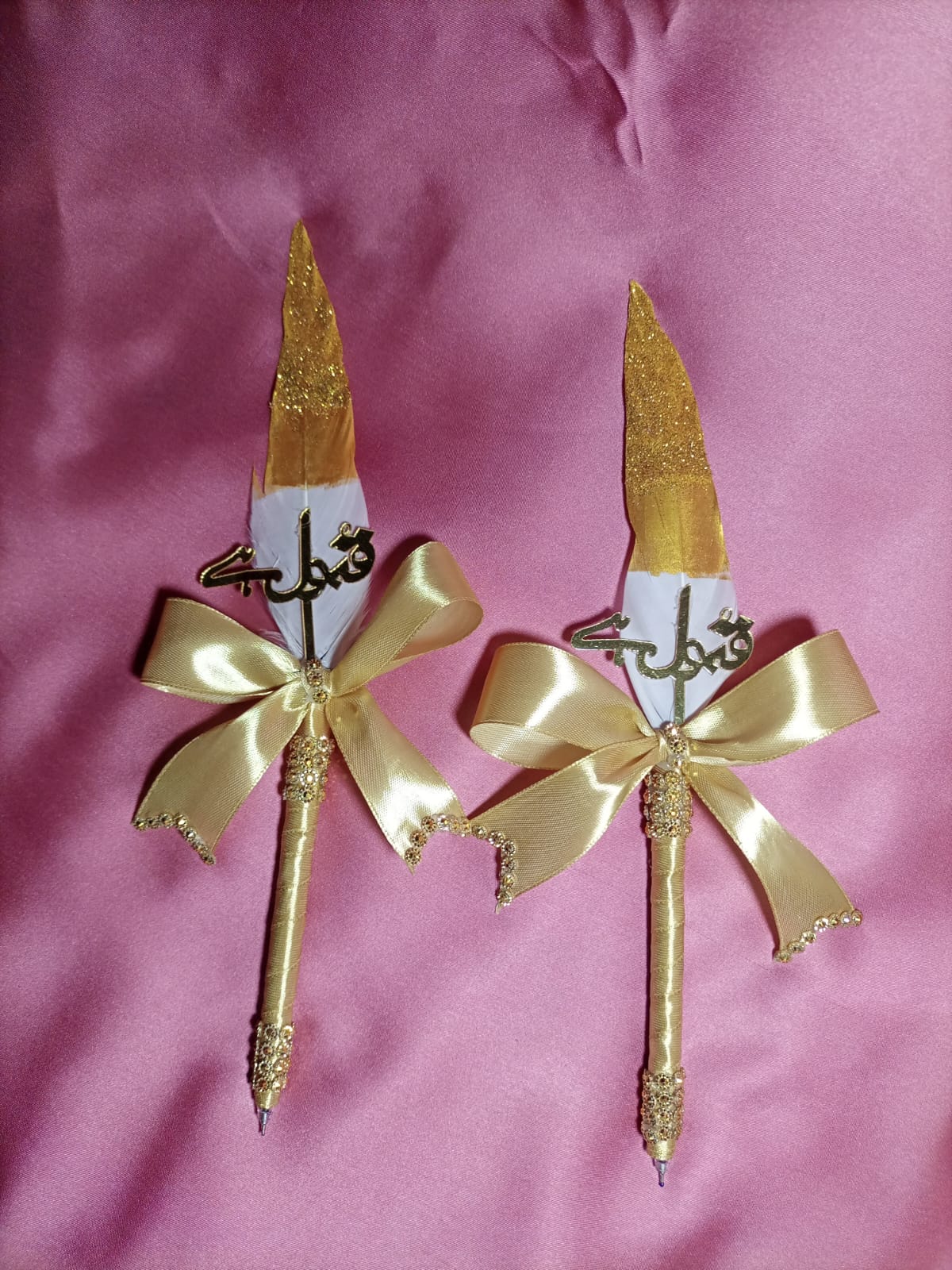 Royal Golden & White Nikkah Pen with “Qabool Hai” Topper – Elegant Wedding Signing Pen